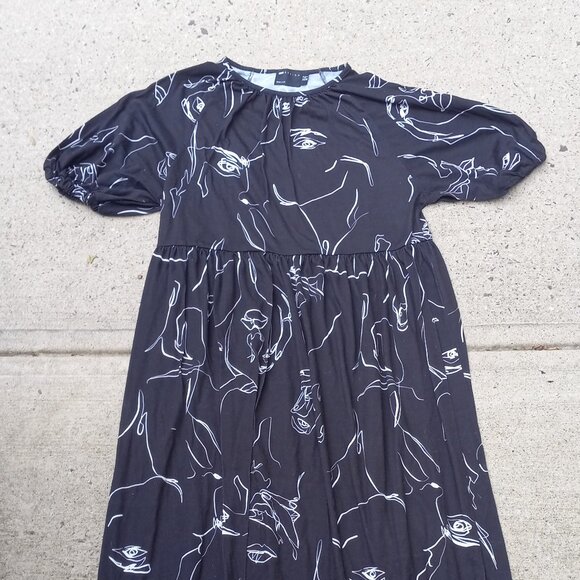 ASOS DESIGN Black & White Dress Midi Smock with Face Graphic Design US (4) - Picture 1 of 16